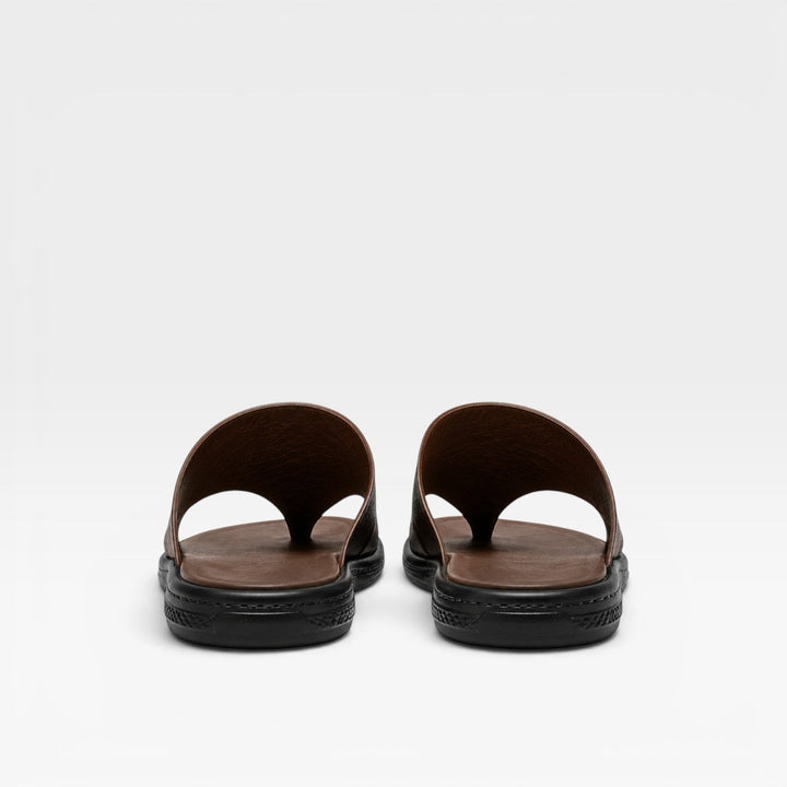 Sandales en cuir à enfiler pour hommes – Confort quotidien élégant avec boucle d’orteil